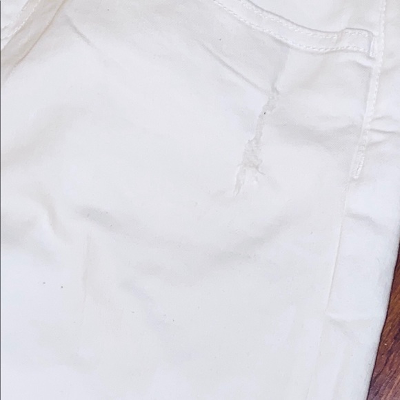 white destructed girlfriend bermuda shorts - Picture 2 of 6